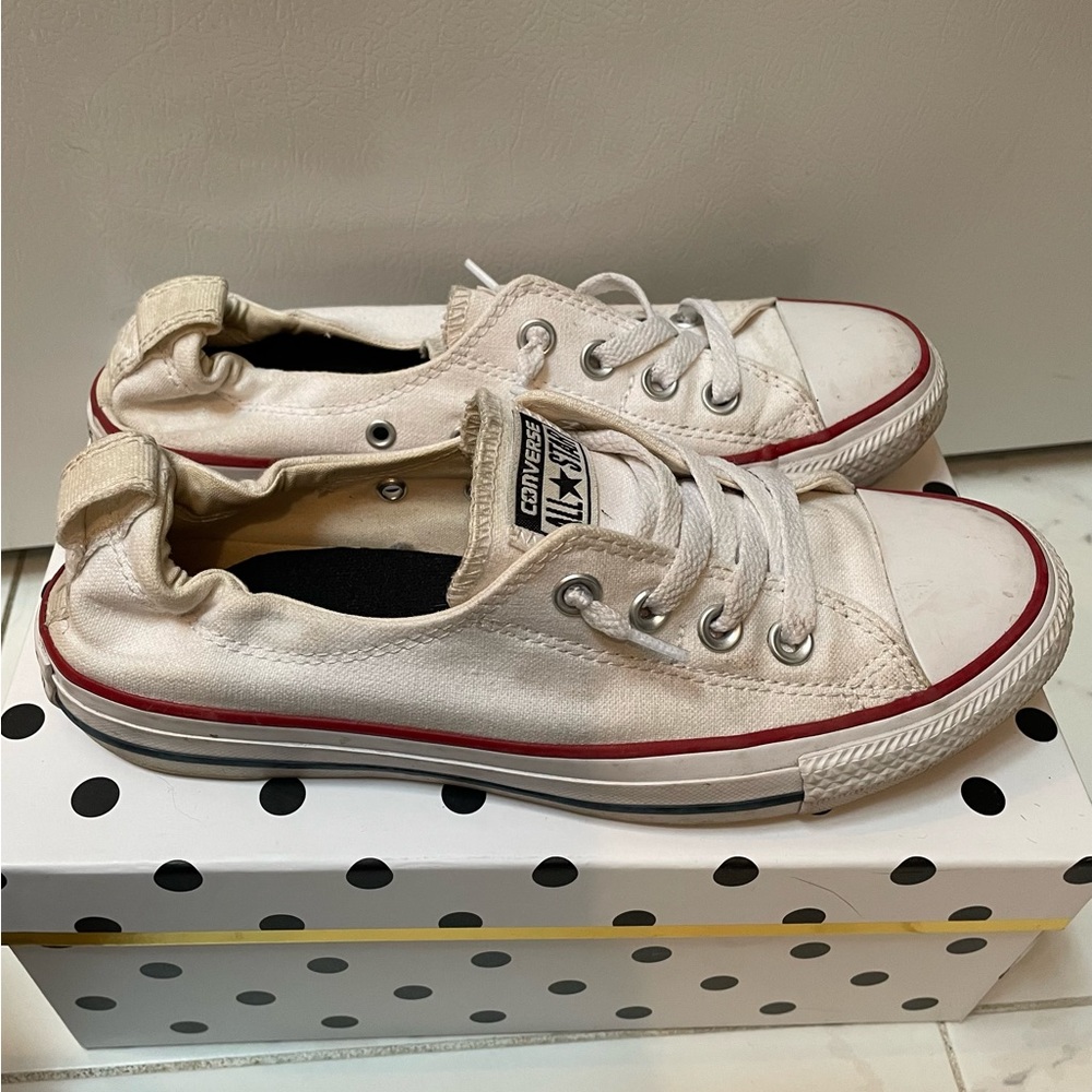 Converse Low Top Sneakers Size 8